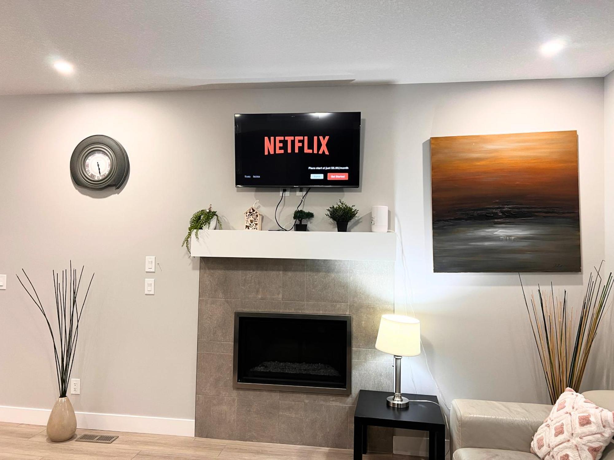 Flowealth Property Luxury Villa Near Lake Netflix Tv Wifi YYC 외부 사진
